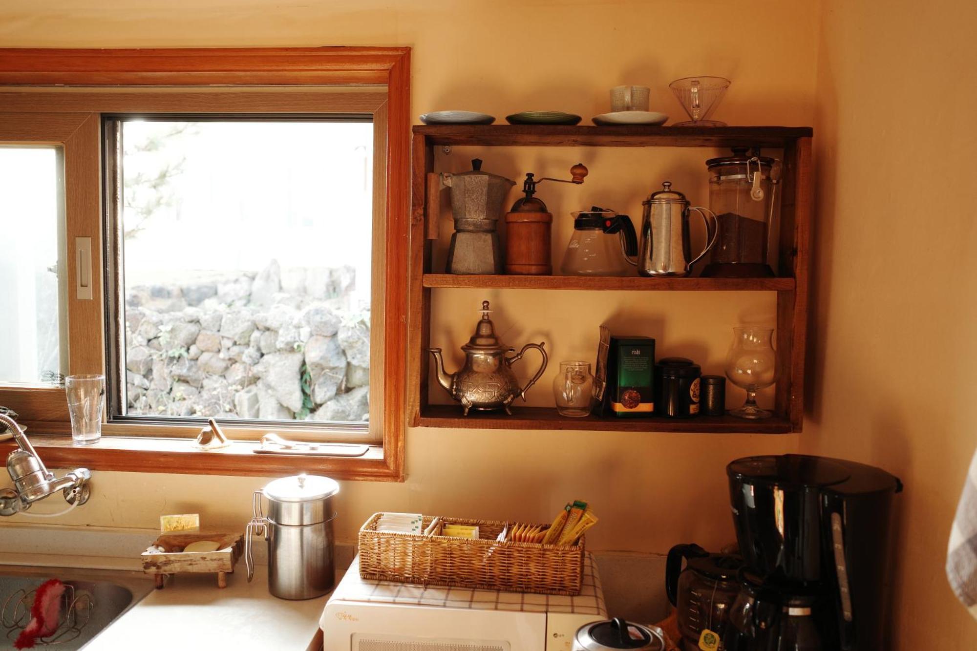 Shanti Shanti Guest House Jeju Ngoại thất bức ảnh